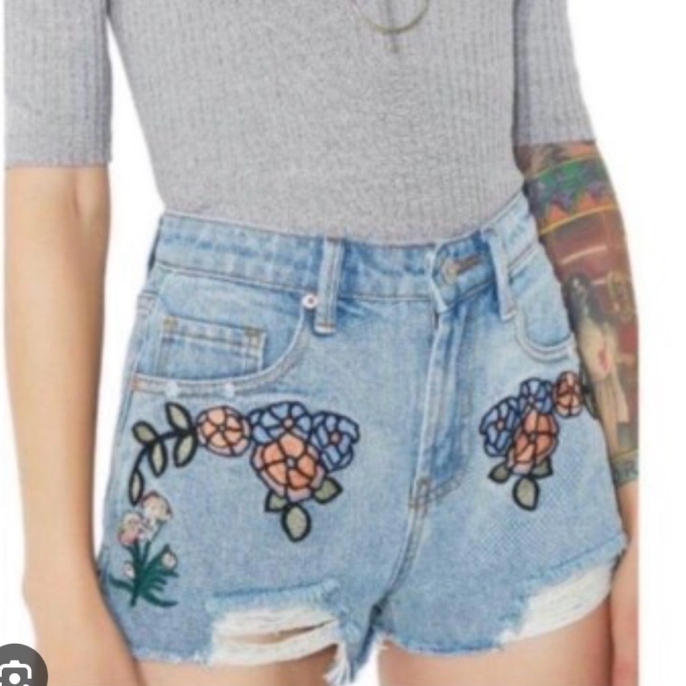 Dance and Marvel Embroidered Florals Size Medium cut off shorts